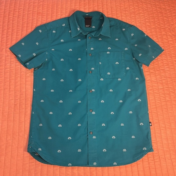 The North Face Baytrail Mens‎ Green Short Sleeve Button Down Shirt Tents sz M - Picture 10 of 13